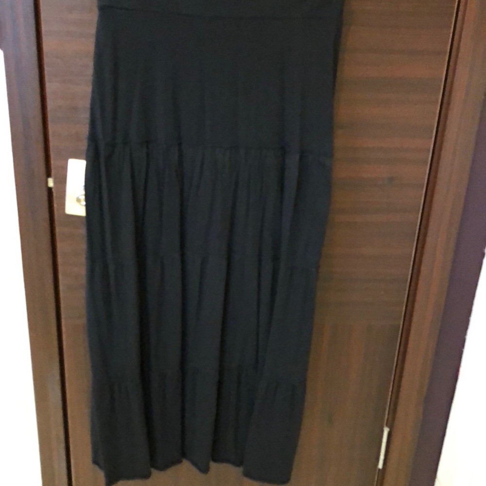 Black long skirt.